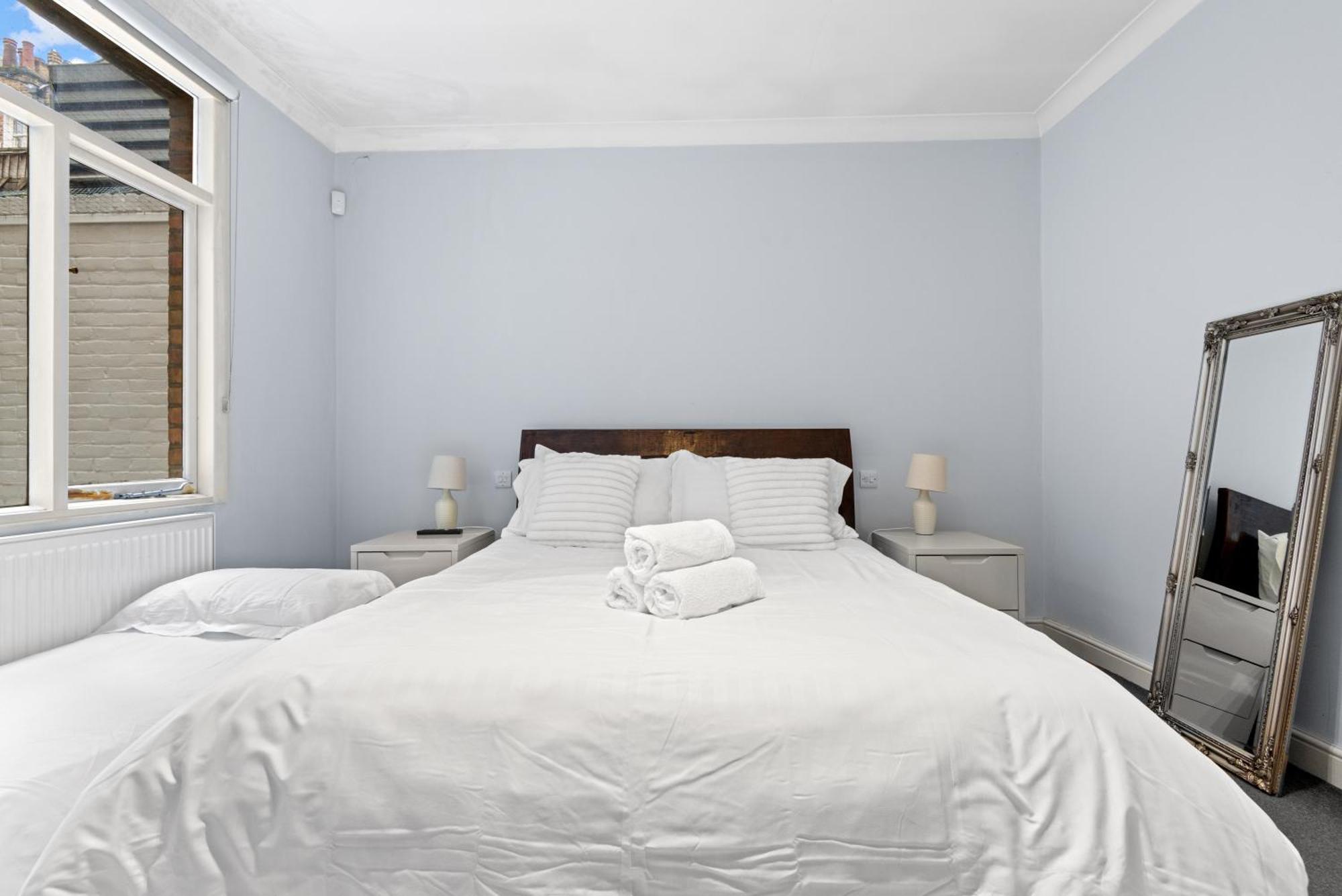 런던 Londwell, Boutique Bliss Nestled In Knightsbridge By Harrods 아파트 외부 사진