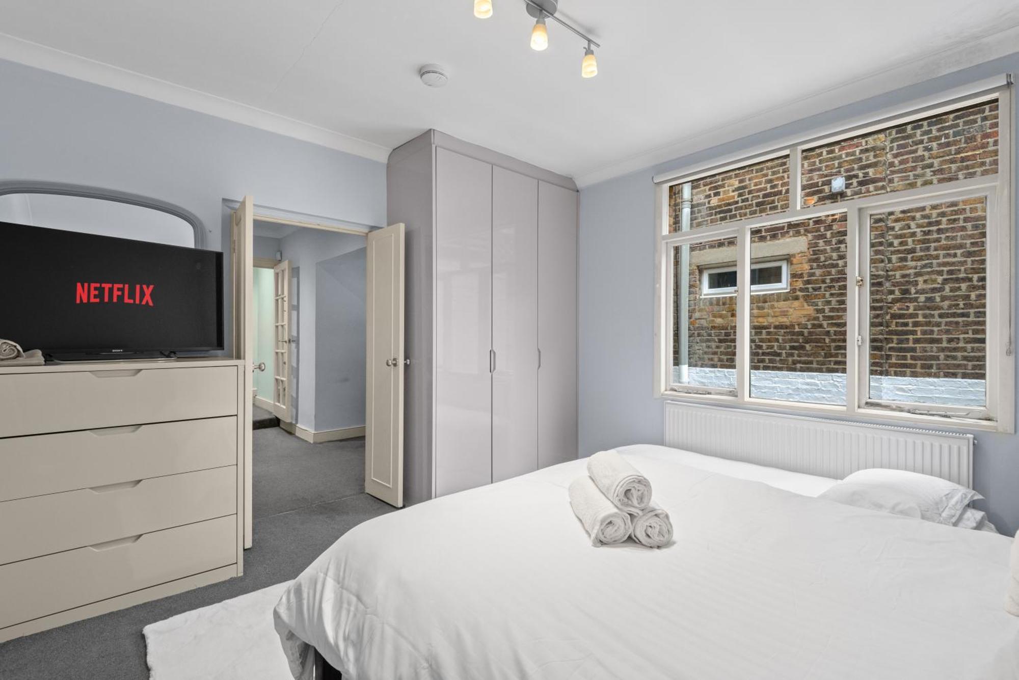 런던 Londwell, Boutique Bliss Nestled In Knightsbridge By Harrods 아파트 외부 사진